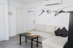 Posedenie v ubytovaní Marqués de Guadiaro 1 Apartamentos