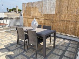 A balcony or terrace at Dimora del ciliegino