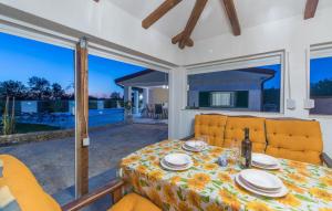 Patio nebo venkovní prostory v ubytování Holiday House Jurici