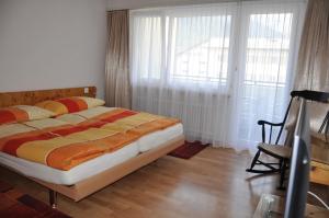 Un pat sau paturi într-o cameră la Haus Viktoria A
