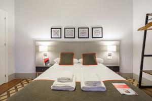 OYO Fonda Sanchez, Granada, Spain - Booking.com