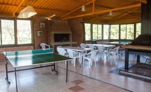 Stalo tenisas apgyvendinimo įstaigoje Yerba Buena casas de campo - Nono arba netoliese