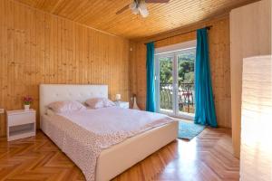 Posteľ alebo postele v izbe v ubytovaní Holiday Home Antonija