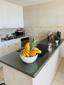 Η κουζίνα ή μικρή κουζίνα στο 1BD Condo with Ocean Views: 40% OFF, Self Check-In