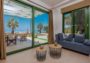 A seating area at Gaia Beach House