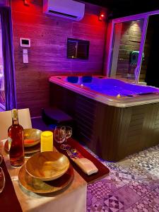 Spa o instalaciones de bienestar en suite phantastica