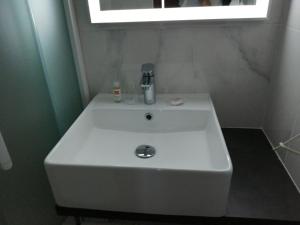 Fotografie z fotogalerie ubytování Contact Hôtel Foch v destinaci Besançon
