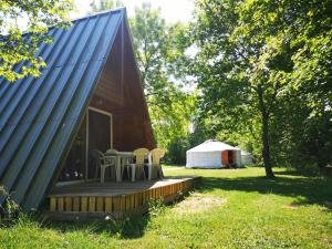 Zahrada ubytování Camping Domaine de Mepillat