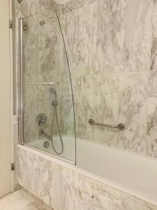 Koupelna v ubytování Thermae Sylla Spa & Wellness Hotel