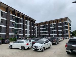 Budova, kde se apartmán nachází + 5 fotografií