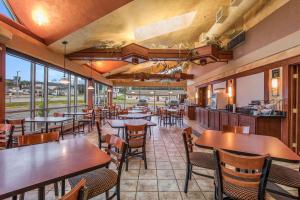 Gallery image of Clarion Hotel and Convention Center Baraboo in Baraboo