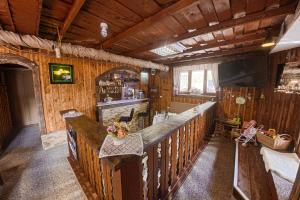 Lounge nebo bar v ubytování Silvestrovska Chata