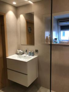 Kupatilo u objektu Hotel Duivels Paterke Harelbeeksestraat 29, 8500 Kortrijk