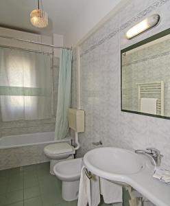Et badeværelse på Hotel Lupori