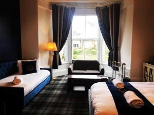 Khu vực ghế ngồi tại Edinburgh Lodge West End