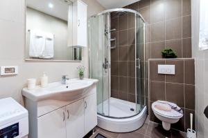 Koupelna v ubytování Luxury Apartment KASTELA ANTIKA