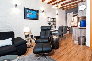 Kuchyň nebo kuchyňský kout v ubytování Luxury Apartment KASTELA ANTIKA