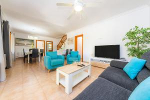 Et tv og/eller underholdning på Casa De Cala Gat