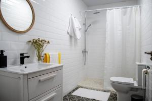 Łazienka w obiekcie Apartamentos Rurales Helechosa, Las Tres Peñas