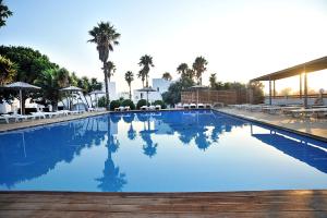 A piscina localizada em Summer Village of Hippokrates - Adults only ou nos arredores