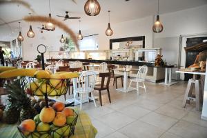 Comida no hotel ou em algum lugar perto