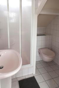Koupelna v ubytování Appartement Zuidstraat Domburg