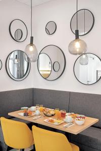 Fotografie z fotogalerie ubytování Stadthotel Oberndorf - 24h Self Check-In Terminal v destinaci Oberndorf bei Salzburg