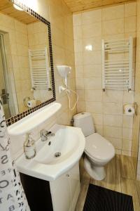 Łazienka w obiekcie Święty Spokój Bieszczady 782-047-324