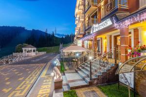 Nespecifikovaný výhled na hory nebo výhled na hory při pohledu z hotelu + 37 fotografií