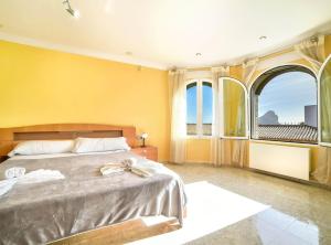 Gallery image of Villa Alhambra - Plusholidays in Calpe