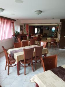 Galeriebild der Unterkunft Galaxy Hotel in Chiflik + 107 Fotos