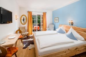 Posteľ alebo postele v izbe v ubytovaní Hotel Oremushof + 37 fotografií