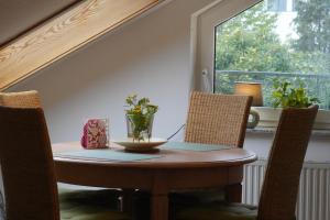 Posezení v ubytování Ferienwohnung Ahrtalblick