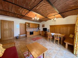 Una cocina o zona de cocina en Kürbishof Gartner