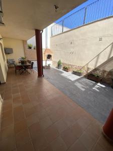 Balkón alebo terasa v ubytovaní Cuencaloft Relax en familia con barbacoa