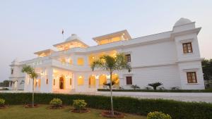 Zahrada ubytování Umaid Farm Resort- A Legancy Vintage Stay In Jaipur