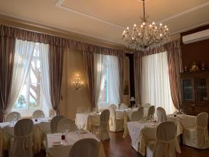 Restaurace v ubytování Spa & Wellness by Des Anglais " Accesso SPA compreso"