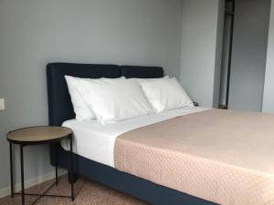 Posteľ alebo postele v izbe v ubytovaní VILLA ACTEA