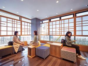 Tamu yang menginap di THE POCKET HOTEL Kyoto Karasuma Gojo