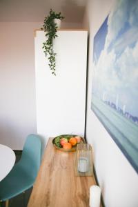 Jedlo v ubytovaní bed & breakfast alebo blízkom okolí