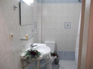 Kúpeľňa v ubytovaní Kritamos Beach Apartments + 31 fotografií