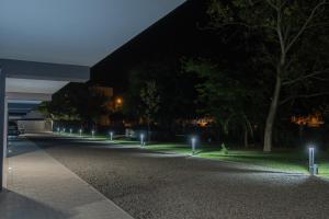 Vonkajšia záhrada v ubytovaní Panoráma Apartman Tiszafüred