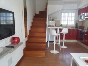 Kuchnia lub aneks kuchenny w obiekcie Apartment duplex -The Sunny Hut - swimming pool - Free Wifi & AC- Residence Las Marinas