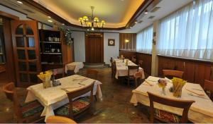 Restaurant o un lloc per menjar a Hotel Vela