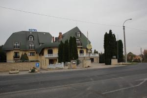 Hoone, kus hotell asub