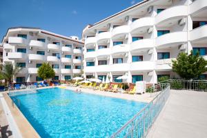 The swimming pool at or close to Narcia Resort Side - Ultra All Inclusive
