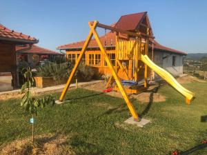 Zona de juegos infantil en Seosko turisticko domacinstvo Radivojevic
