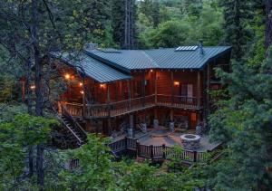 Un jardín fuera de Log Cabin On The Stream Sundance, Utah