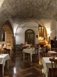 Restaurace v ubytování Hotel La Fortezza