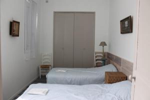 Katil atau katil-katil dalam bilik di maisonnette, 5003